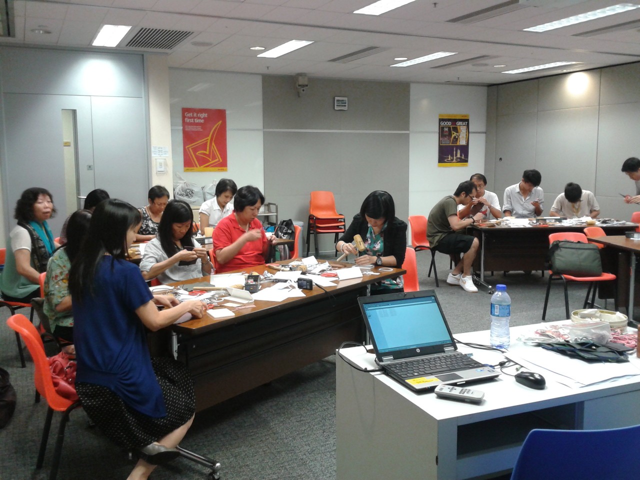 公司 團體活動 team building 公司活動 皮革班 上門教授 DIY皮革 興趣班
