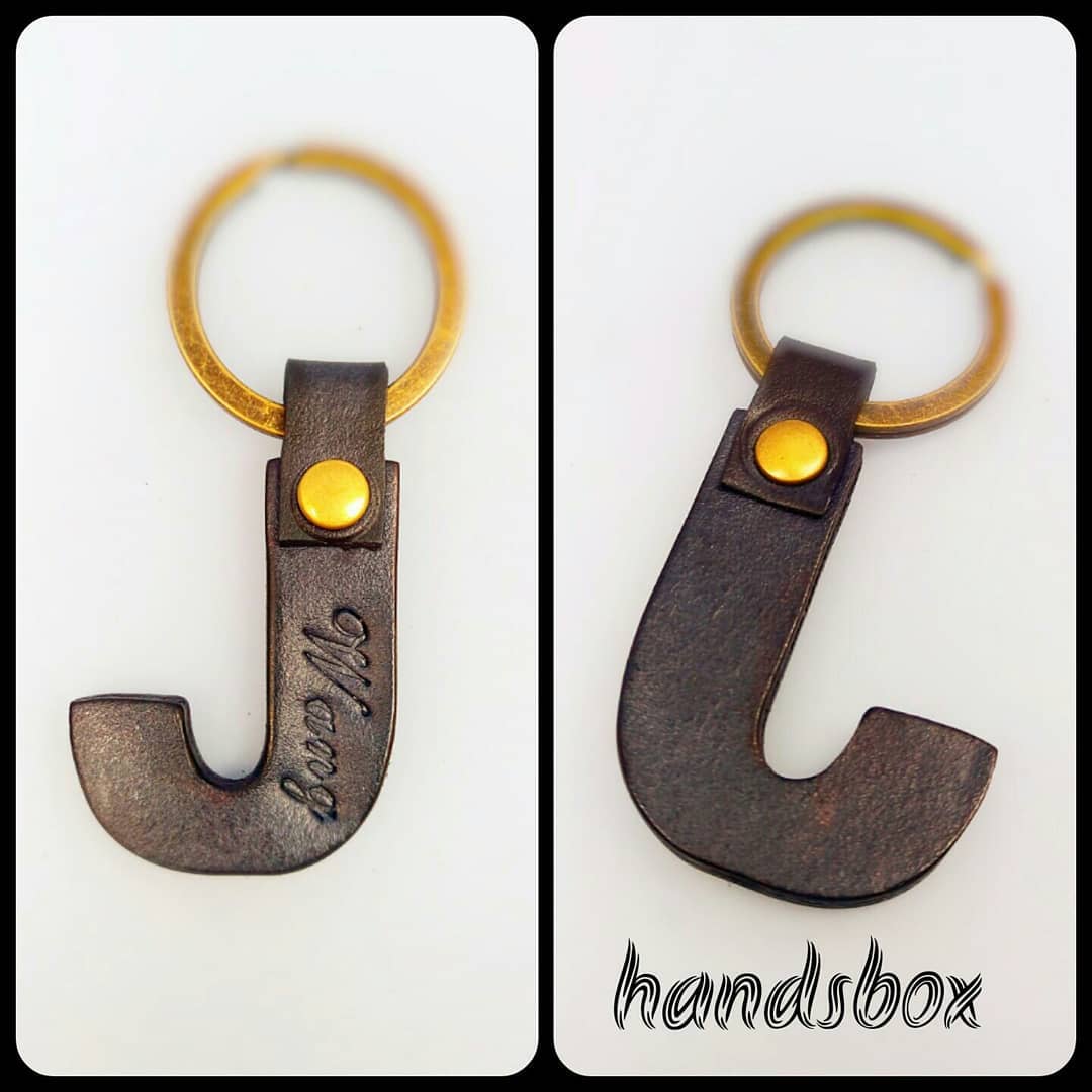 掛飾 書籤 字母 英文 DIY 皮革班 handsbox 皮革學堂 無縫線 兩件 一對