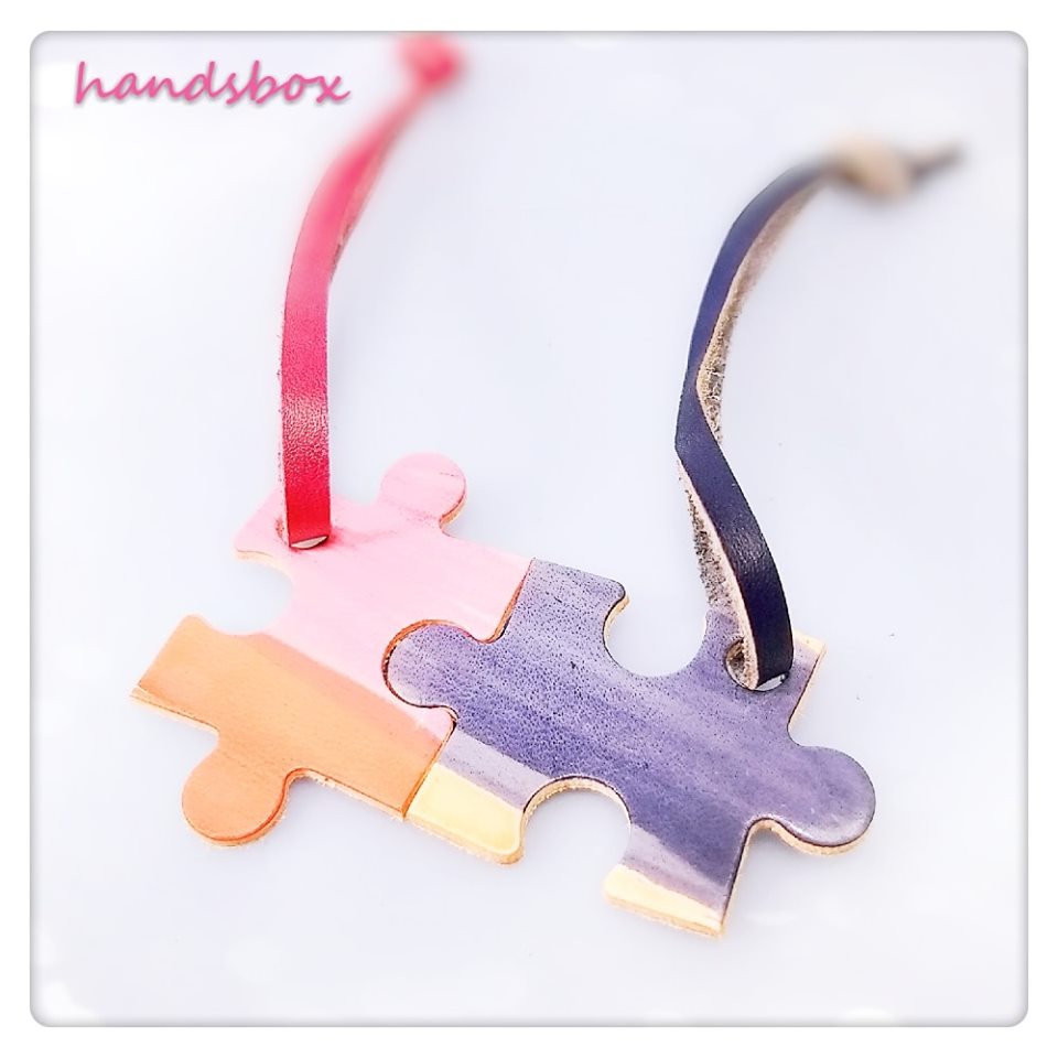【皮革染色體驗課程】掛飾 書籤 DIY 皮革班 handsbox 皮革學堂 無縫線 兩件 一對