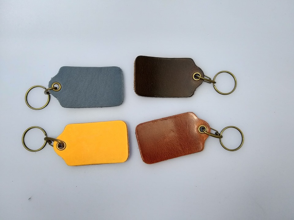 订制批量 机构礼品 摊位礼物 活动礼物 handsbox 皮革学堂 key holder  无缝线
