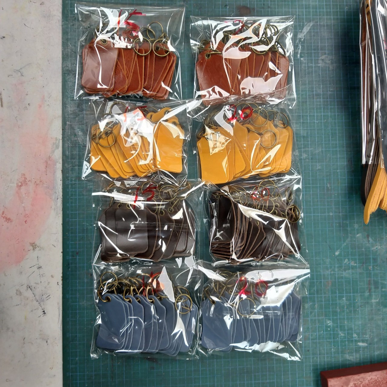 訂製批量 機構禮品 攤位禮物 活動禮物 handsbox 皮革學堂 key holder  無縫線