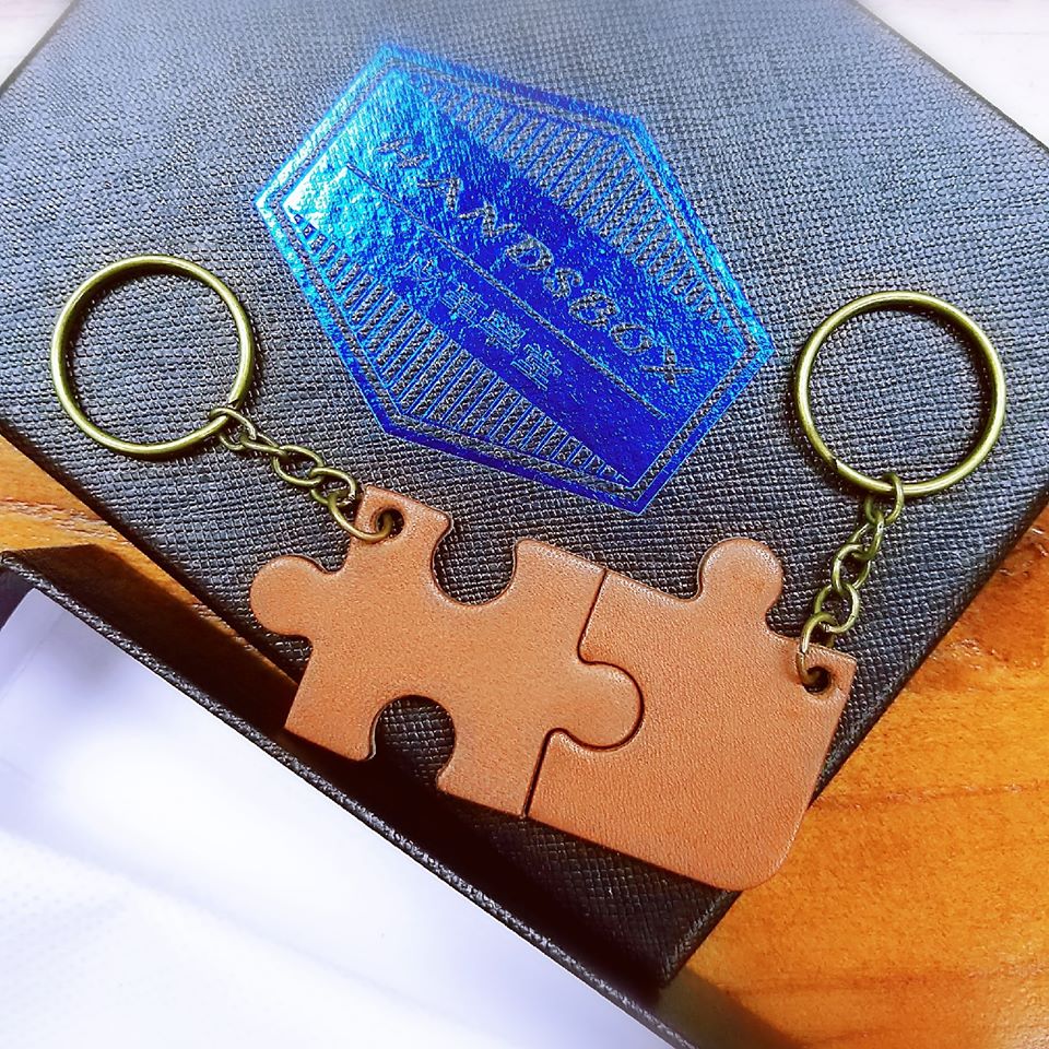 【現貨】 handsbox 皮革學堂 無縫線 拼圖匙扣