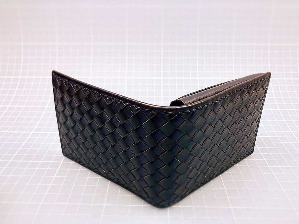 織皮面三頁短銀包 DIY 皮革班 handsbox 皮革學堂 相位 卡位 編織 BV款 上掲