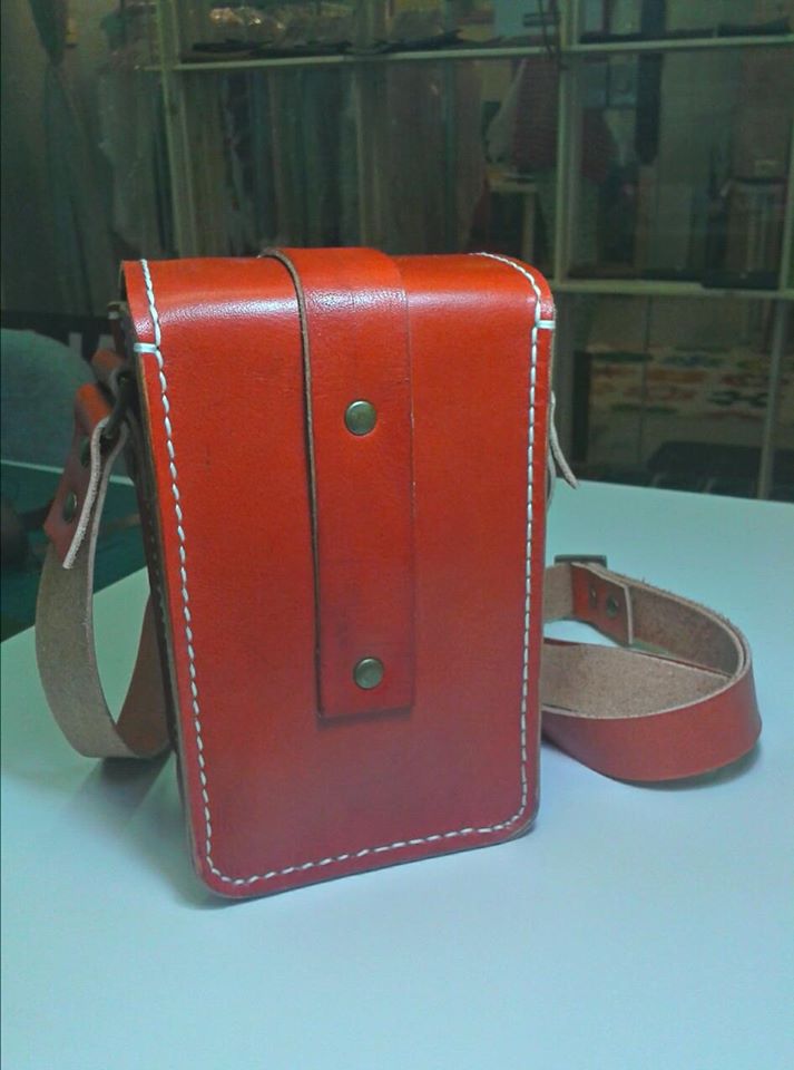 相機袋 DIY 皮革班 handsbox 皮革學堂 拉鍊 A4  斜揹
