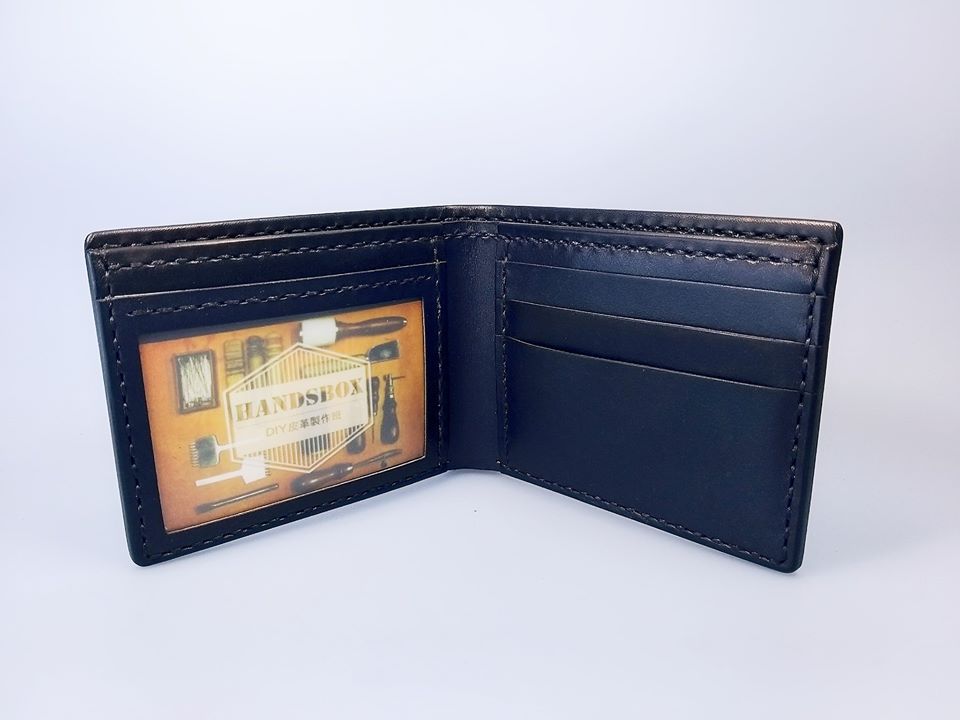 對褶銀包 handsbox 皮革學堂 男裝銀包 短銀包 三卡位 相位 包壓印英文
