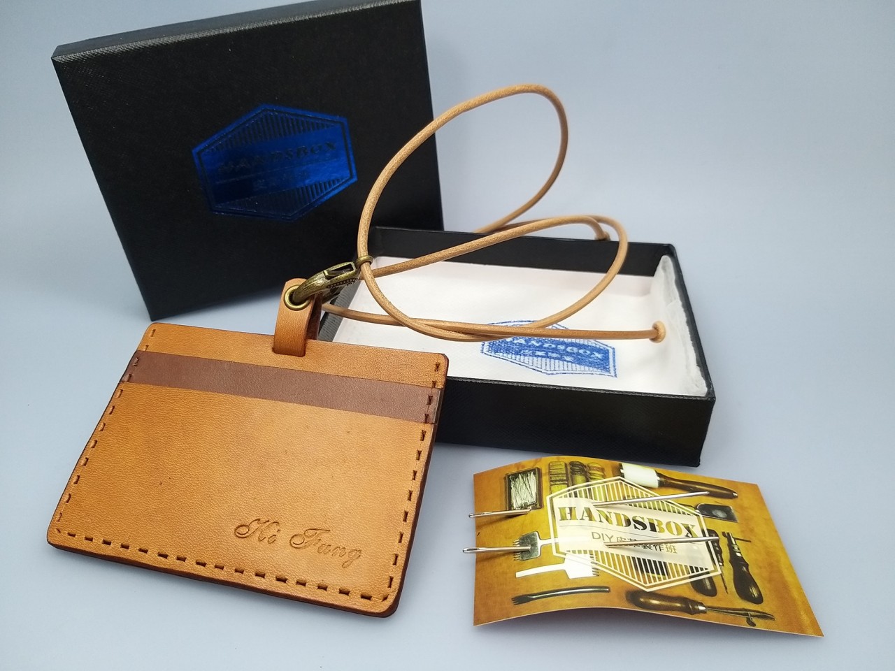 订制 皮革材料包 XCHKS3H 缝线 三格 卡片套 八达通 证件套 cards holder DIY皮革 相位