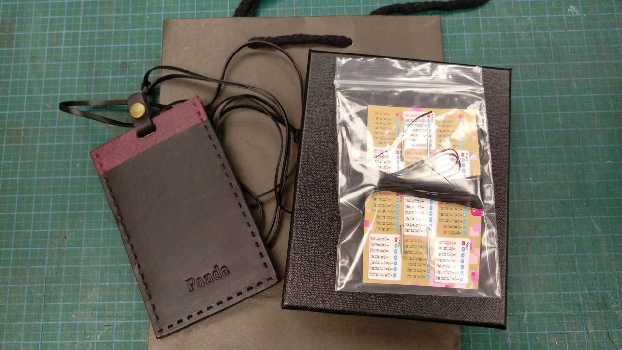订制 XCHKS4H 双色 缝线 直身 卡片套 八达通 证件套 cards holder DIY皮革材料包 相位