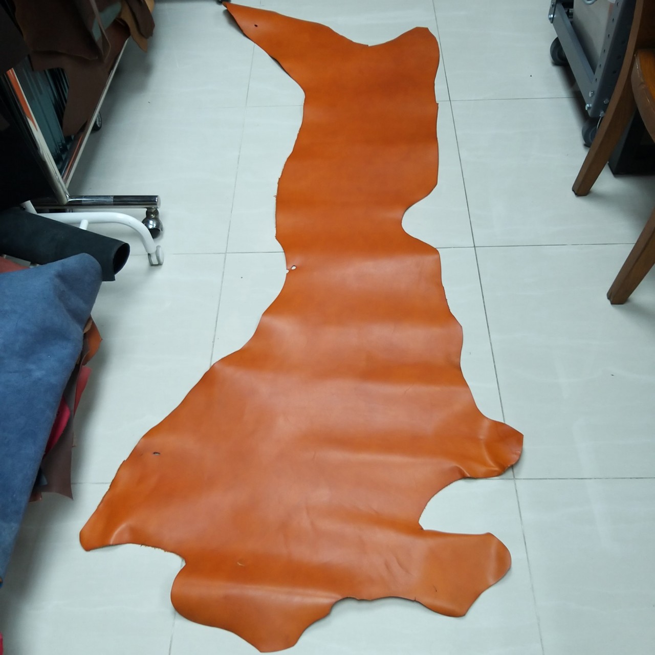 牛皮 皮革 皮料 植鞣革 樹膏皮 leather handmade DIY 意大利植鞣 腩條