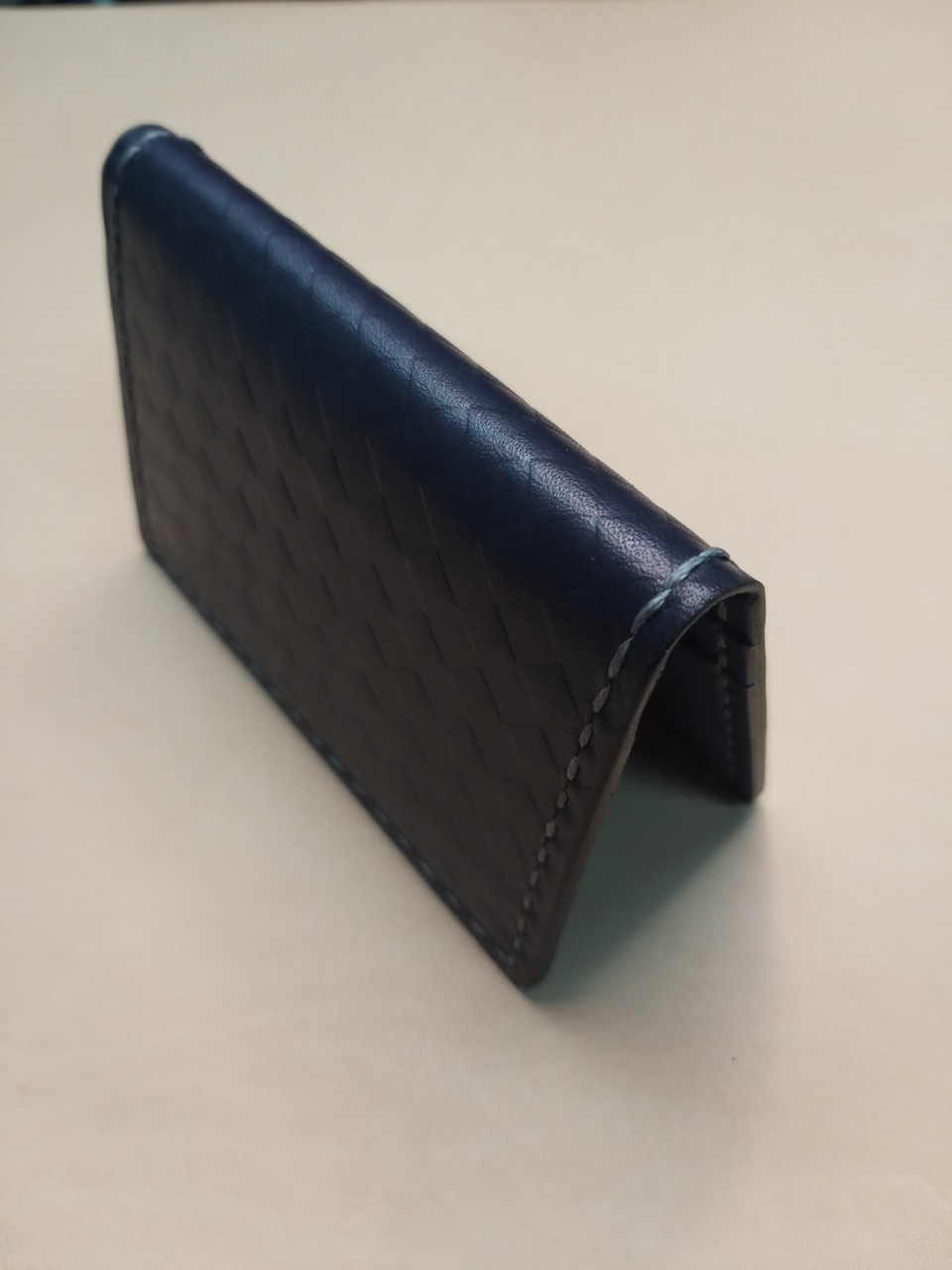 【現貨】壓印格仔紋面卡片套 handsbox 皮革學堂 對褶 六格 卡位 信用卡 cards holder 藍灰色