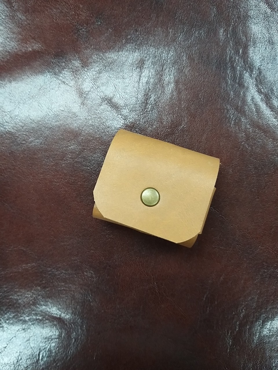 皮革耳機套 簡易縫線盒型 DIY 皮革課程 皮革班 合不同型號耳機 apple airpod 3 airpod pro  airpod