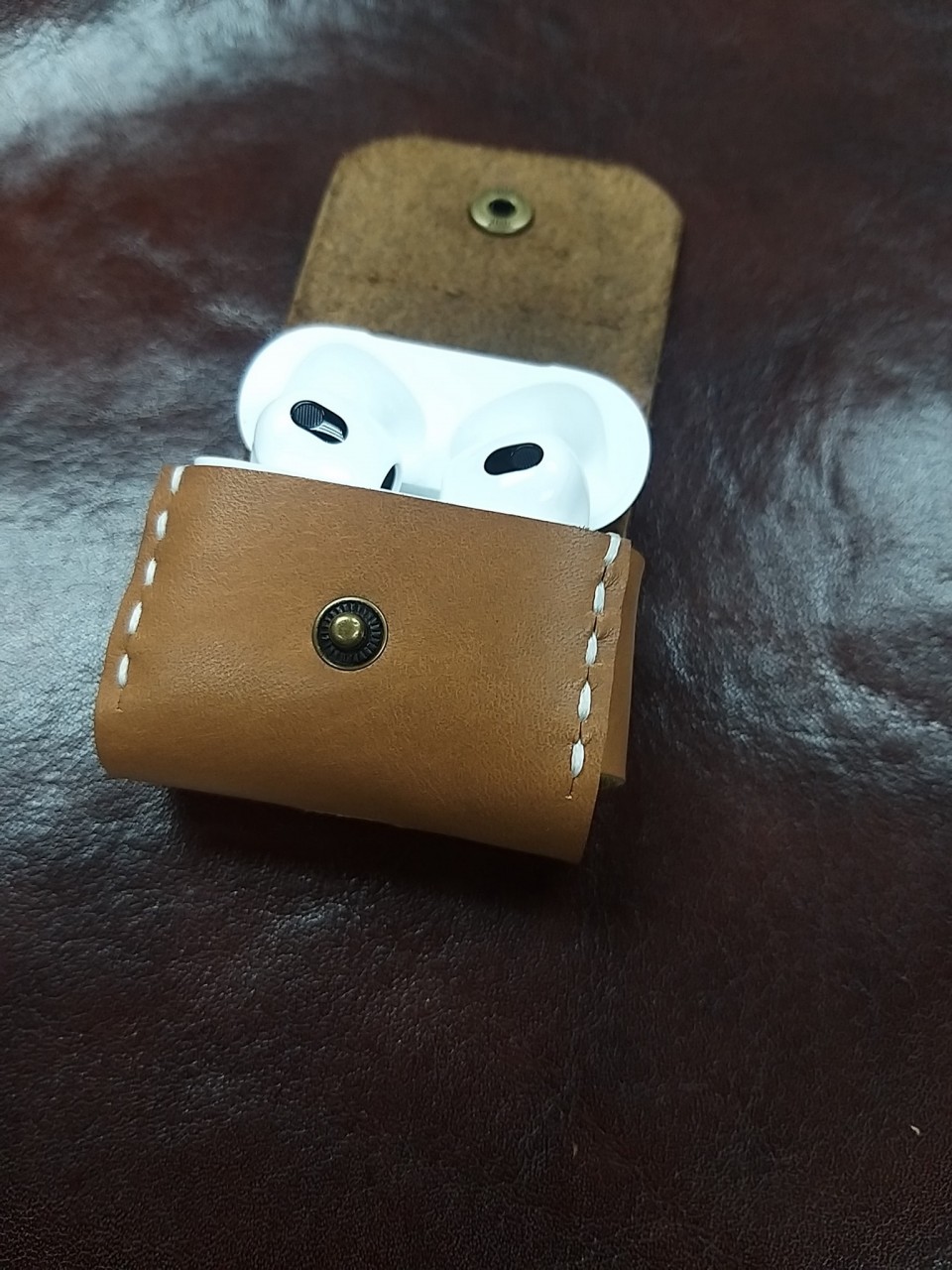 【現貨】啡色皮革耳機套 簡易縫線盒型 DIY 皮革課程 皮革班 合不同型號耳機 apple airpod 3
