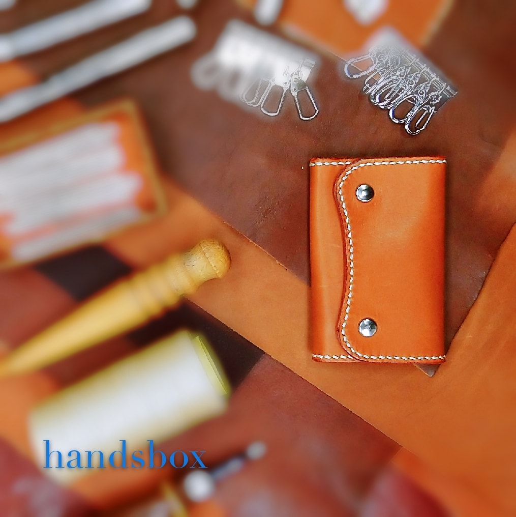 【限定時間】 三褶鎖匙包 DIY 皮革班 handsbox 皮革學堂 三卡位 六匙位 鈕扣 key holder