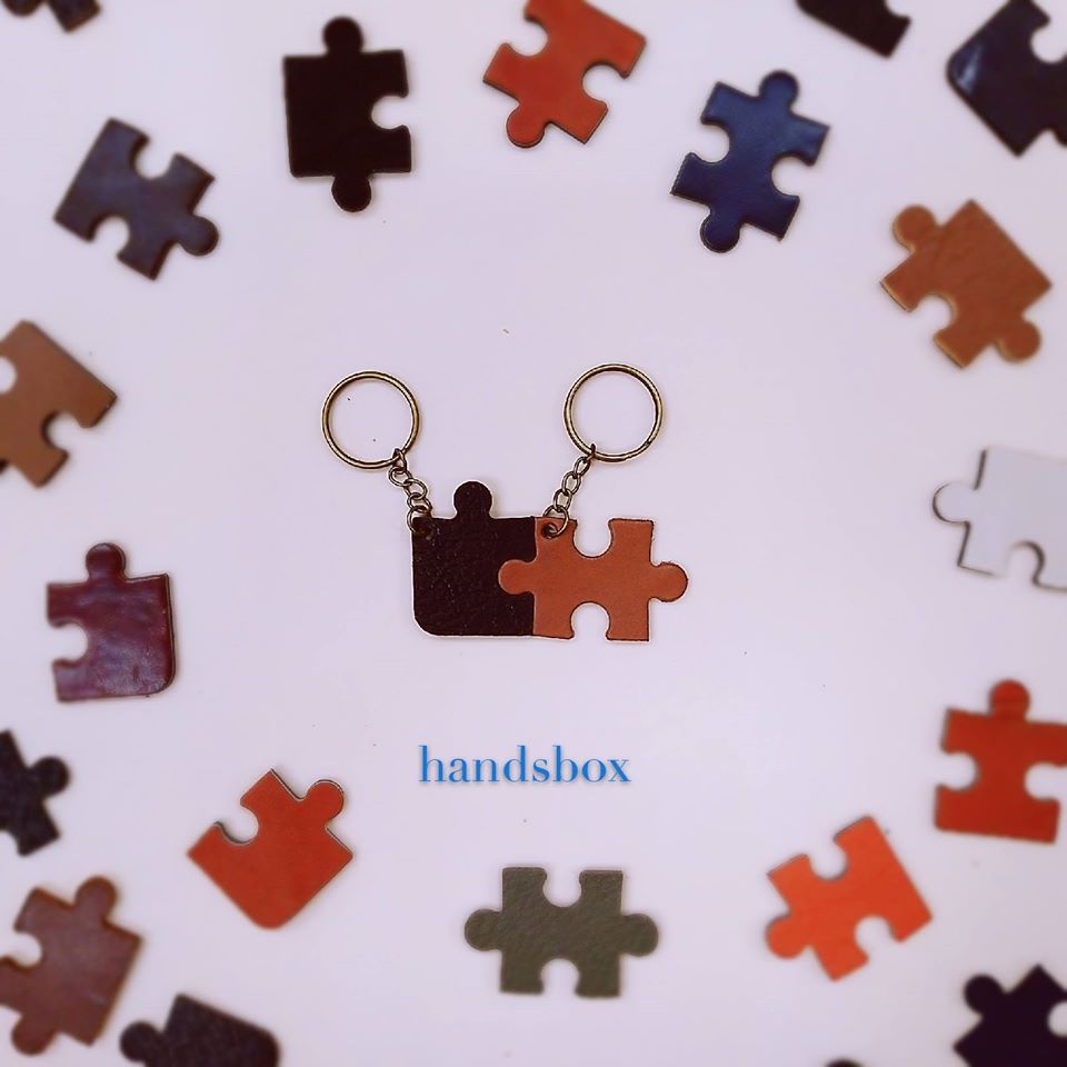 【限定時間】 DIY 皮革班 handsbox 皮革學堂 無縫線 拼圖匙扣 兩件 一對