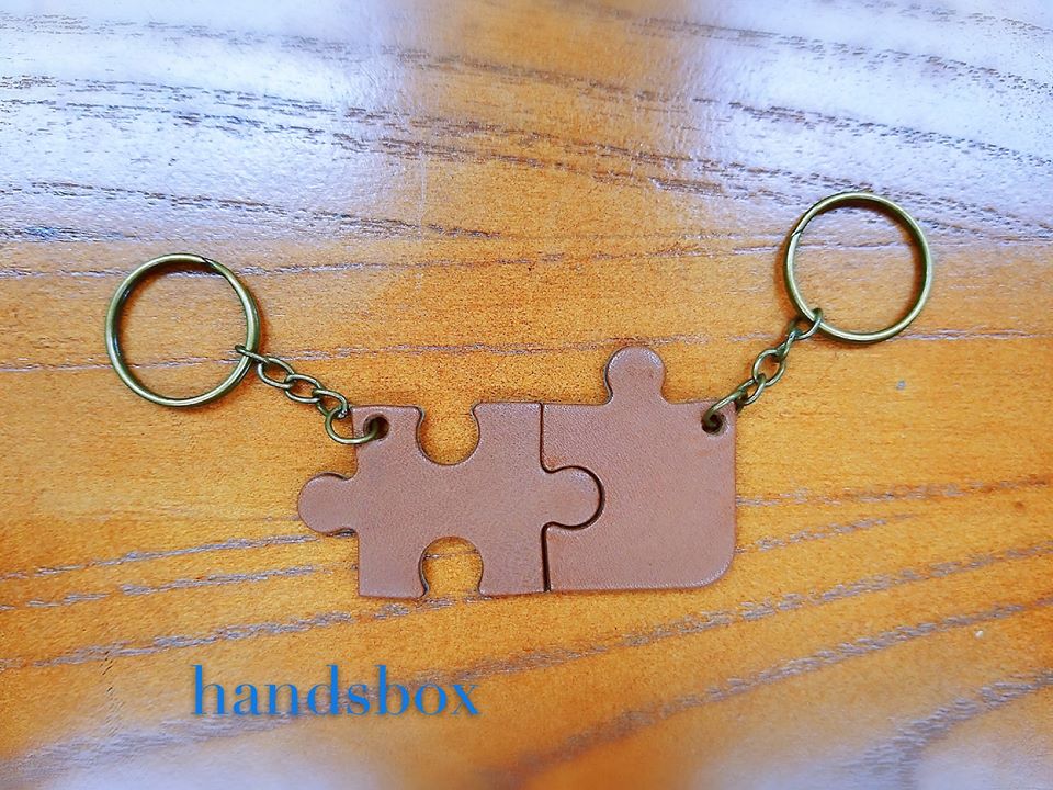 【限定時間】 DIY 皮革班 handsbox 皮革學堂 無縫線 拼圖匙扣 兩件 一對